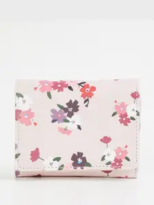 Ginger by Lifestyle Women Pink & Green Floral Printed PU Two Fold Wallet