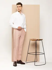 INVICTUS Men Self Design Textured Slim Fit Pleated Semiformal Trousers