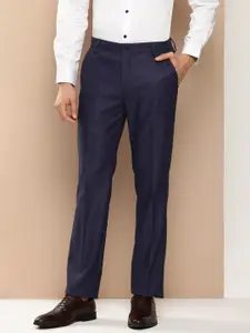 INVICTUS Men Checked Slim Fit Formal Trousers