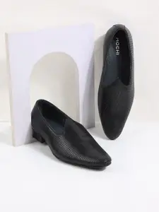 Mochi Men Pointed Toe Textured Leather Mojaris