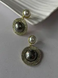 ISHKAARA Grey Earrings