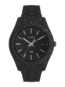 Timex Men Textured Dial & Ceramic Straps Analogue Watch TW2V77000X6