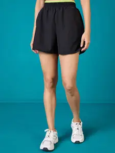 Nykd Women Mid Rise Sports Shorts