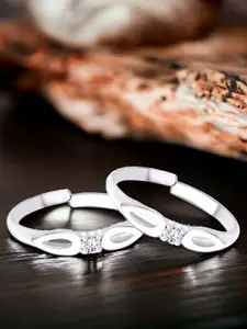 Taraash Set Of 2 925 Sterling Silver CZ Stone-Studded Toe Rings