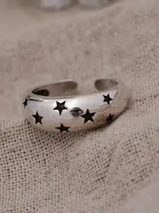 ZIVOM Silver-Plated Glossy Star Design Finger Ring