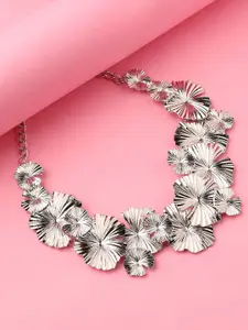 DressBerry Silver Toned Silver Plated Necklace