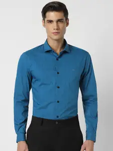 Peter England Slim Fit Checked Formal Shirt