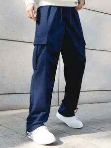 NOBERO Men Onyx Oversized Relaxed Fit Mid-Rise Joggers With Utility Box Pockets