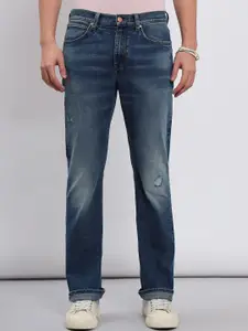 Lee Men Mildly Distressed Bootcut Stretchable Jeans