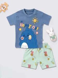 Moms Love Infant Boys Printed Pure Cotton T-Shirt With Shorts