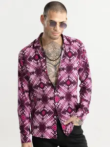 Snitch Purple Classic Slim Fit Abstract Printed Cotton Casual Shirt