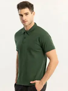 Snitch Men Green Polo Collar Slim Fit T-shirt