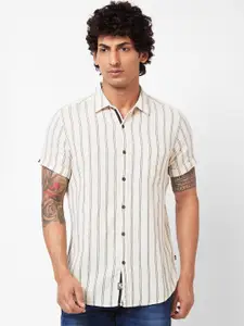 SPYKAR Slim Fit Vertical Stripes Cotton Casual Shirt