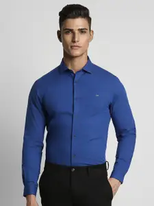 Peter England Men Blue Slim Fit Checked Formal Shirt