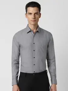Van Heusen Slim Fit Striped Cotton Formal Shirt