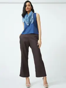 Saltpetre V-Neck Sleeveless Top With Trousers