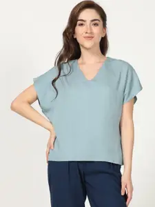 Saltpetre V-Neck Extended Sleeves Top With Trousers