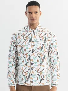 Snitch Men Brown Classic Boxy Casual Shirt