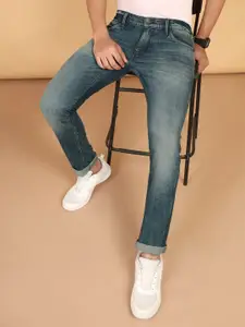 Wrangler Men Skanders Slim Fit Low-Rise Jeans