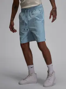 Nike Jordan Essentials Men Above-Knee Length Shorts