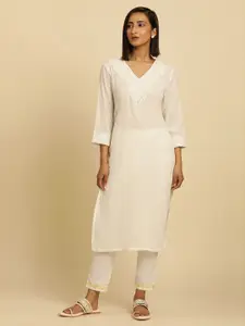 W White Ethnic Motifs Thread Work V-Neck Cotton A-Line Kurta