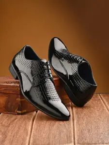 House of Pataudi Men Textured Round Toe Lace-Up Formal Derbys