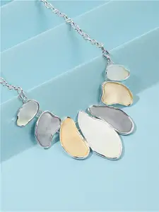 DressBerry Silver-Plated Abstract Shaped Necklace