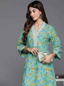 Varanga Floral Printed Flared Sleeves Thread Work Pure Cotton Kurta