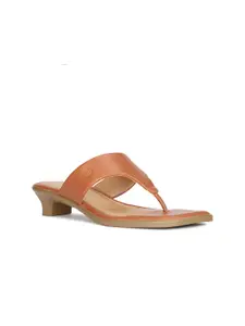 Bata VALERIA THONG Textured Open Toe Block Heels