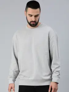 Huetrap Men Solid Relaxed Fit Sweatshirt