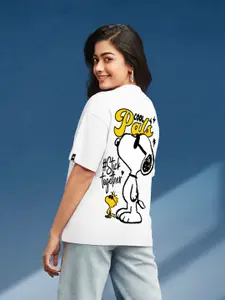 Bewakoof Peanuts Cool Pals Graphic Printed Oversized T-shirt
