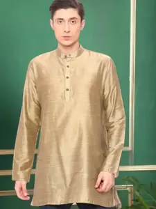 TATTVA Men Gold-Toned Solid Straight Kurta