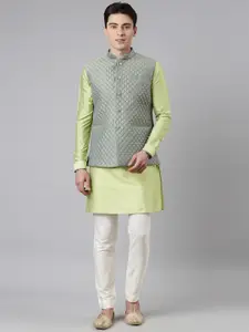 TheEthnic.Co Quilted Jacquard Nehru Jacket