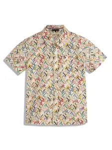 Tommy Hilfiger Boys Spread Collar Short Sleeves Opaque Printed Casual Shirt