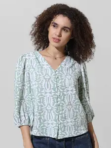 ONLY V Neck Abstract Printed Opaque Top