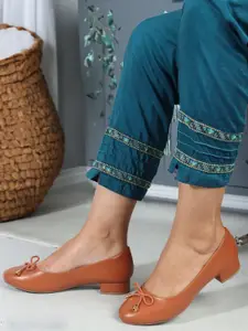 Carlton London Bow Detailed Round Toe Block Heeled Pumps