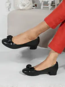 Carlton London Textured Bow Detail Pointed Toe Block Heel Pumps