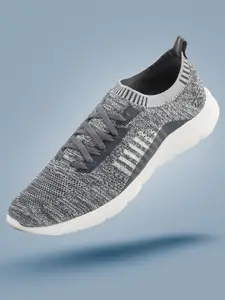 CULT Men Versa Vita Running Shoes