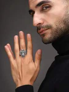 Bold by Priyaasi Men Silver-Plated Crown Adorned with Lion Face Textured Finger Ring