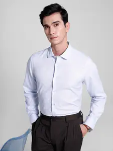 INVICTUS Pure Cotton Self Design Textured Slim Fit Opaque Formal Shirt