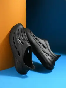 HRX by Hrithik Roshan Men Black Self Design Croslite Clogs