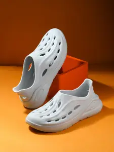 HRX by Hrithik Roshan Men Grey Self Design Croslite Clogs