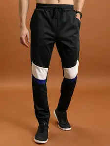 HIGHLANDER Men Slim Fit Trackpants