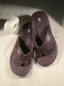 The Roadster Lifestyle Co. Men Room Slipper Flip Flops