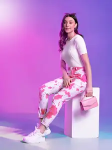 DressBerry Women Acid Wash Mom Fit Jeans