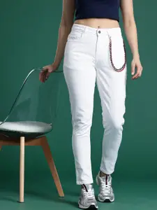 DressBerry Women Mom Fit High-Rise Stretchable Jeans with Chain