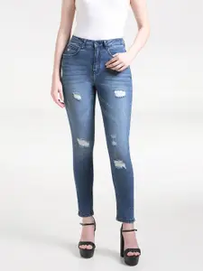 Gloria Vanderbilt Women Classic Slim Fit Mildly Distressed Light Fade Stretchable Jeans