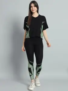 NEWD Geometric Printed Round Neck Short Sleeves Crop T-shirt & Leggings