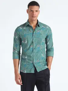 Flying Machine Slim Fit Floral Printed Spread Collar Opaque Casual Shirt
