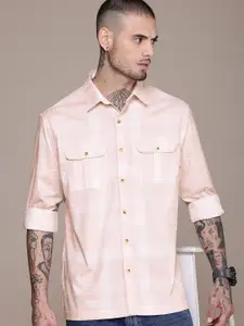 WROGN Slim Fit Opaque Checked Casual Shirt